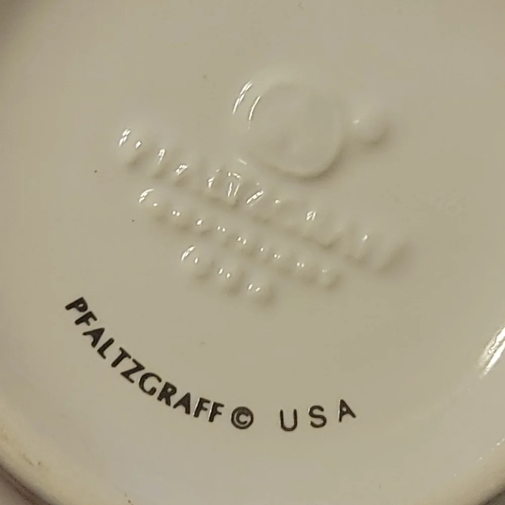 PFALTZGRAFF Coffee Tea Cups Set of 4 Vintage USA Grape Vine